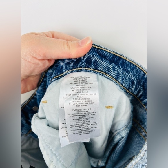 Current/Elliott Straight Distressed Light Wash Jeans - Picture 5 of 7